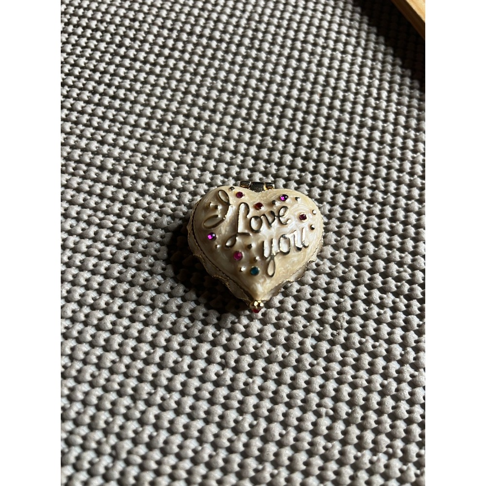 Monet Vintage I Love You Heart Trinket Box Enamel Rhinestone Gold Tone Charm